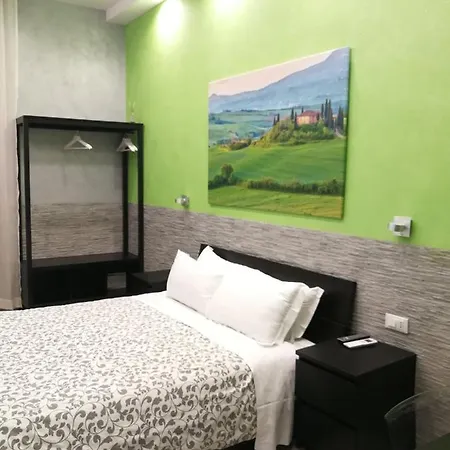 卓越套房旅馆 4*