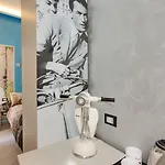 エクセレンス スイート ゲストハウス